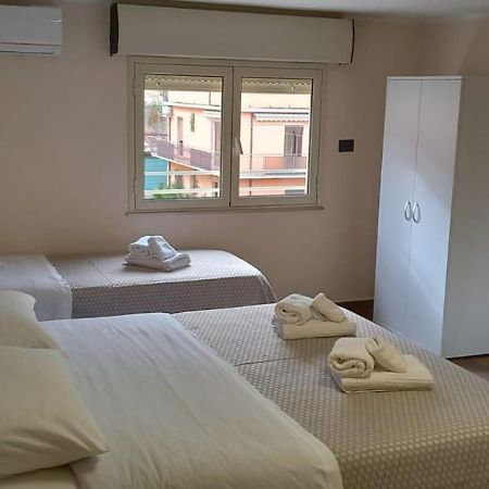 B&B Omnia Scilla Buitenkant foto