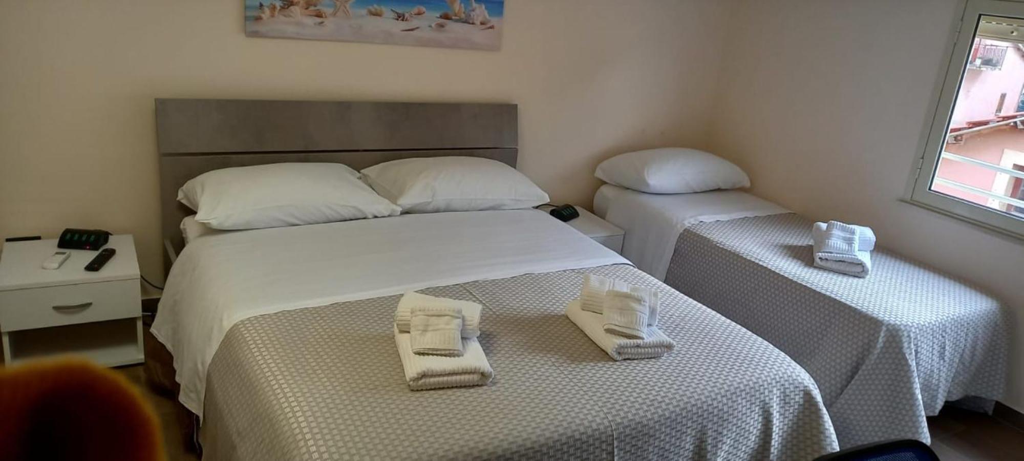 B&B Omnia Scilla Buitenkant foto